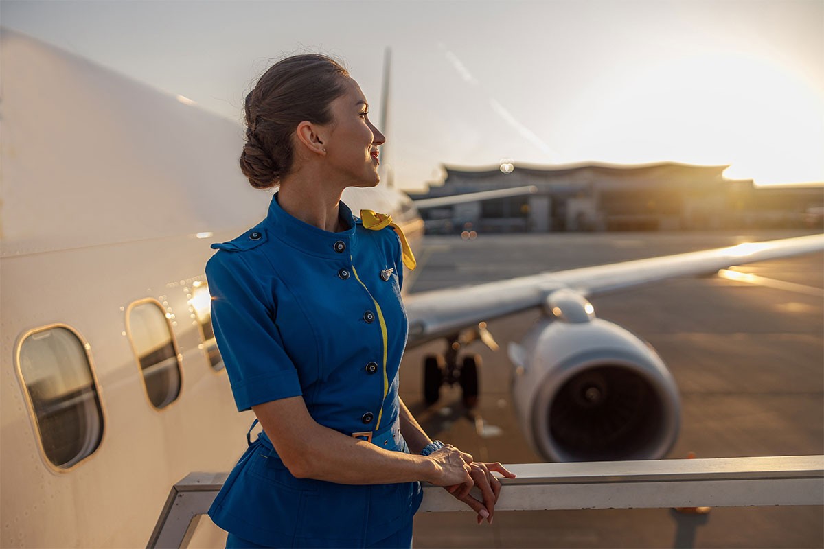 Uniformidad para tripulantes de cabina y pilotos.